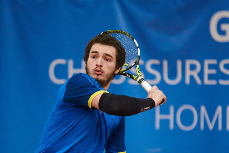 Timothée da costa joueur de tennis en fauteuil aac tennis amiens
